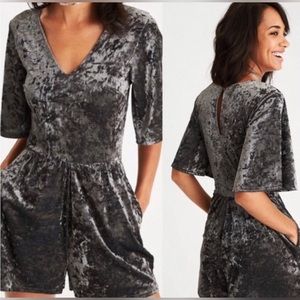 American Eagle Outfitters Green Velvet Jumpsuit (S)